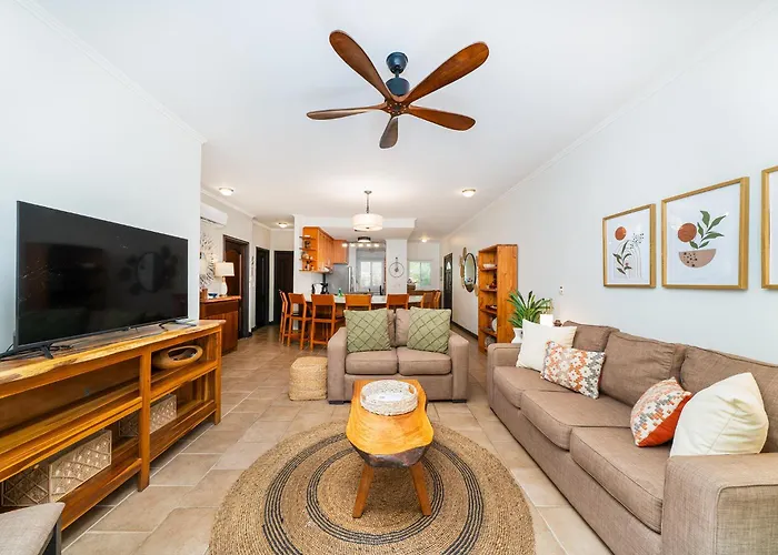 Сasa de vacaciones Surfside Tower - Ground Floor With Pool, Walk To
