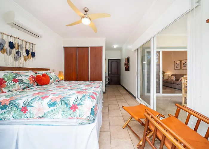 Сasa de vacaciones Surfside Tower - Ground Floor With Pool, Walk To